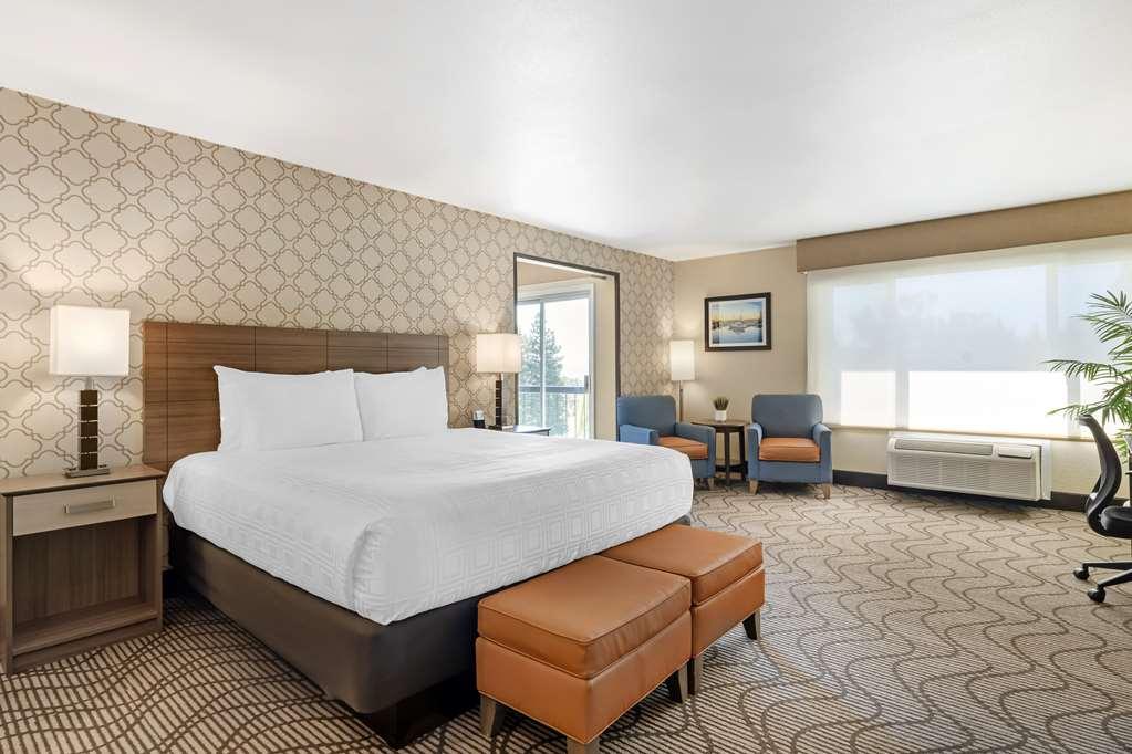 Best Western Plus Heritage Inn Бениша Номер фото
