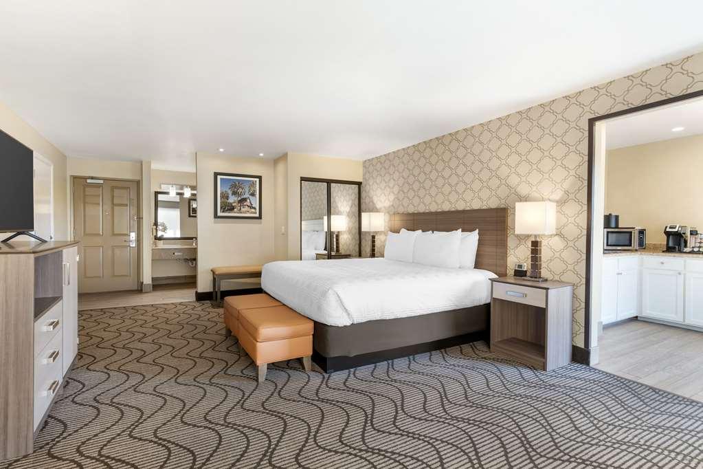 Best Western Plus Heritage Inn Бениша Номер фото